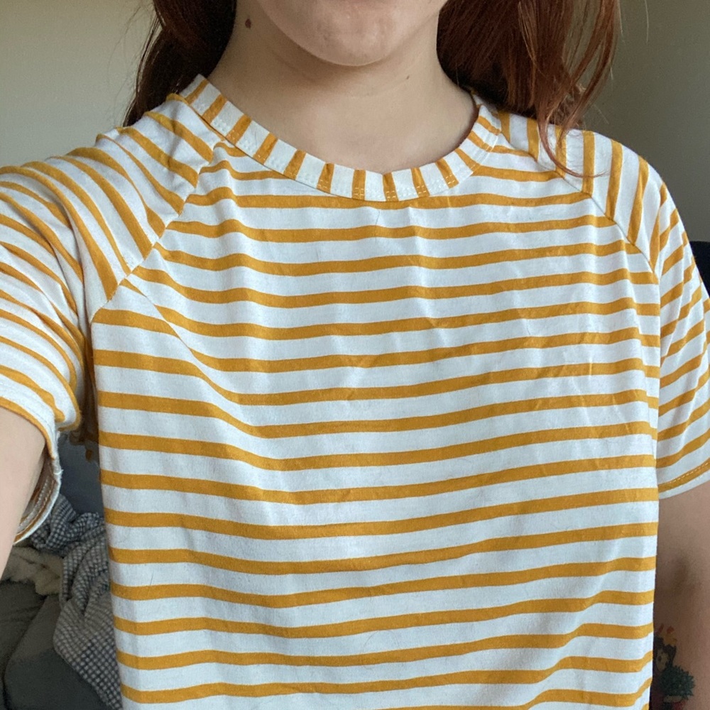 Chalk white and yellow stripe  top